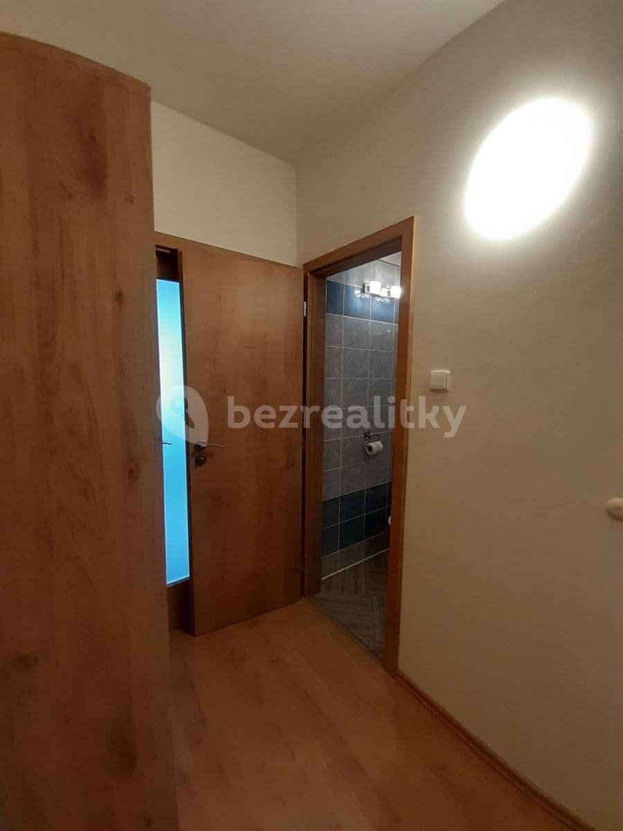 Prenájom bytu 1-izbový 30 m², Vitošská, Praha, Praha Prenájom bytu 1-izbový 30 m², Vitošská, Praha, Praha
