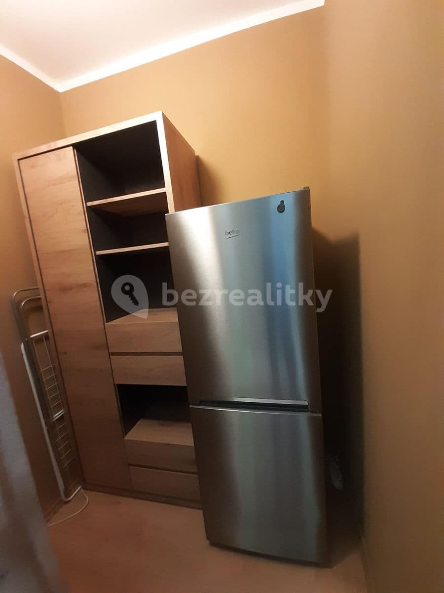 Prenájom bytu 1-izbový 30 m², Vitošská, Praha, Praha Prenájom bytu 1-izbový 30 m², Vitošská, Praha, Praha