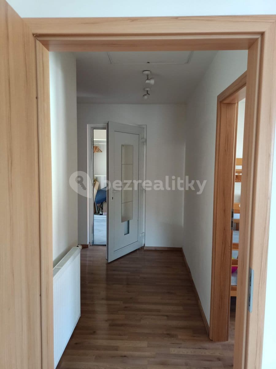 Prenájom bytu 2-izbový 55 m², Velvarská, Horoměřice, Středočeský kraj Prenájom bytu 2-izbový 55 m², Velvarská, Horoměřice, Středočeský kraj