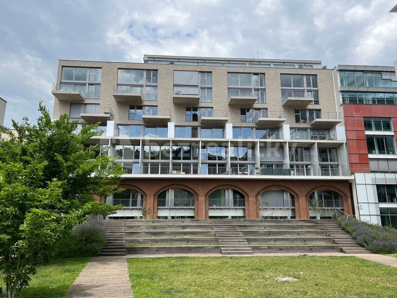 Prenájom bytu 2-izbový 61 m², Křižíkova, Praha, Praha Prenájom bytu 2-izbový 61 m², Křižíkova, Praha, Praha