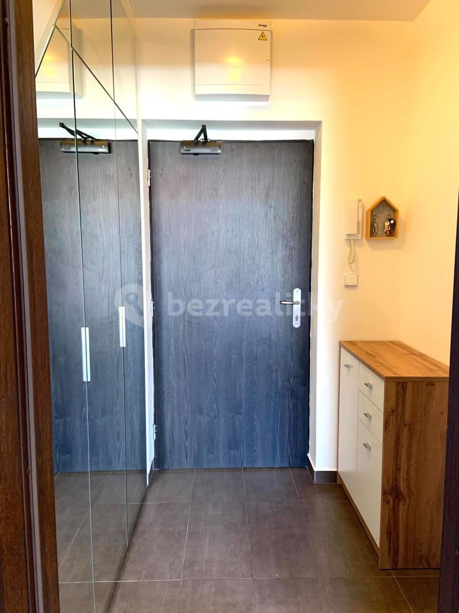 Prenájom bytu 2-izbový 47 m², Drahobejlova, Praha, Praha Prenájom bytu 2-izbový 47 m², Drahobejlova, Praha, Praha