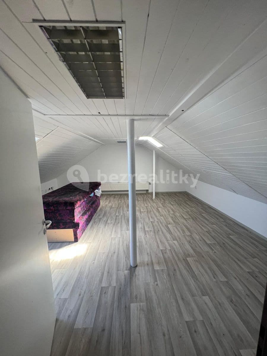 Prenájom bytu 2-izbový 50 m², Belnická, Jesenice, Středočeský kraj
