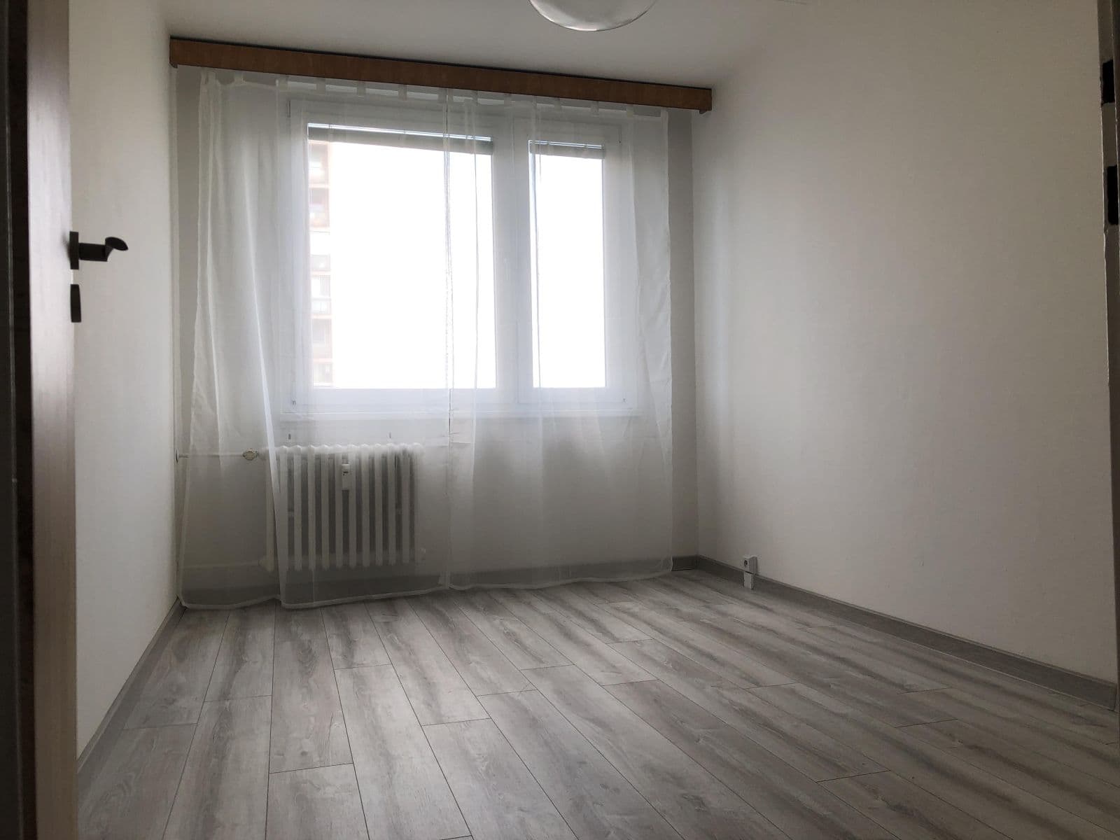 Prenájom bytu 2-izbový 43 m², Ciolkovského, Praha, Praha Prenájom bytu 2-izbový 43 m², Ciolkovského, Praha, Praha