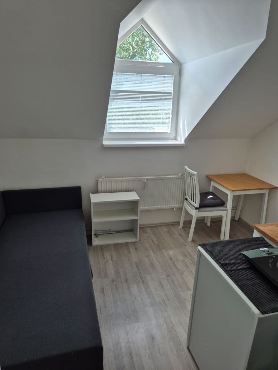 Prenájom bytu Garsoniéra 14 m², Prosecká, Praha, Praha Prenájom bytu Garsoniéra 14 m², Prosecká, Praha, Praha
