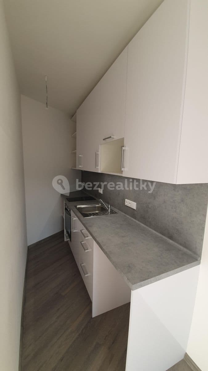 Prenájom bytu 1-izbový 27 m², 5. května, Kolín, Středočeský kraj Prenájom bytu 1-izbový 27 m², 5. května, Kolín, Středočeský kraj