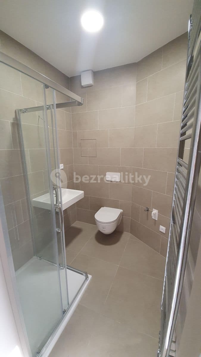 Prenájom bytu 1-izbový 27 m², 5. května, Kolín, Středočeský kraj Prenájom bytu 1-izbový 27 m², 5. května, Kolín, Středočeský kraj