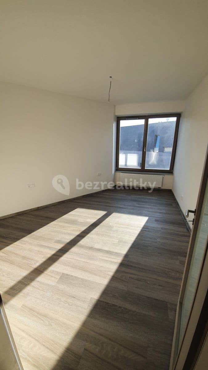 Prenájom bytu 1-izbový 27 m², 5. května, Kolín, Středočeský kraj Prenájom bytu 1-izbový 27 m², 5. května, Kolín, Středočeský kraj