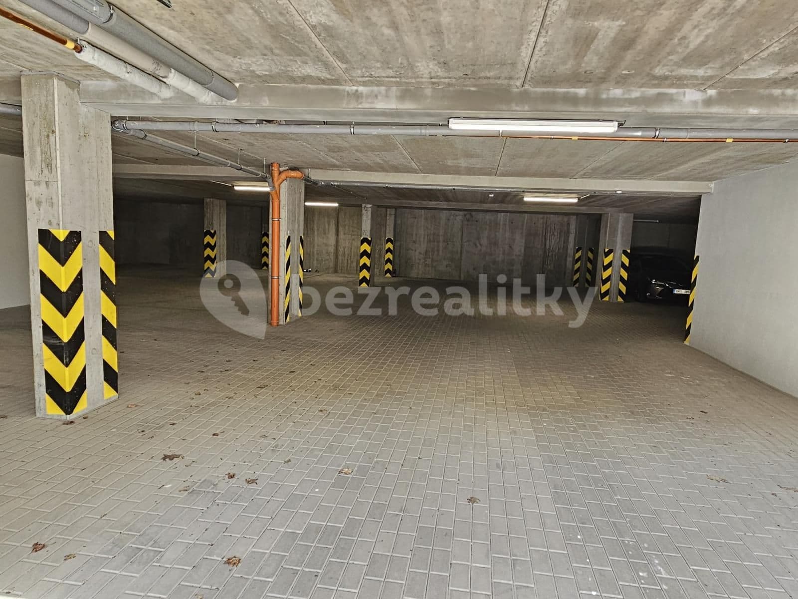 Prenájom bytu 1-izbový 27 m², 5. května, Kolín, Středočeský kraj Prenájom bytu 1-izbový 27 m², 5. května, Kolín, Středočeský kraj