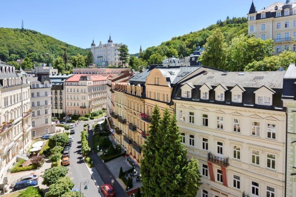 Prenájom bytu 2-izbový 50 m², Sadová, Karlovy Vary, Karlovarský kraj Prenájom bytu 2-izbový 50 m², Sadová, Karlovy Vary, Karlovarský kraj