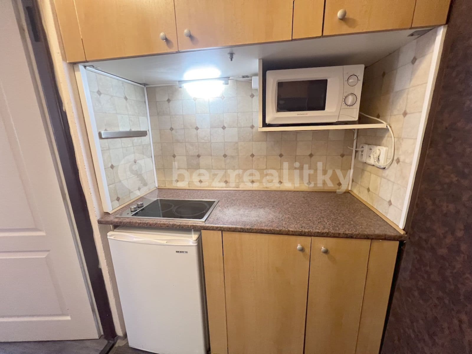 Prenájom bytu 1-izbový 24 m², Magistrů, Praha, Praha Prenájom bytu 1-izbový 24 m², Magistrů, Praha, Praha