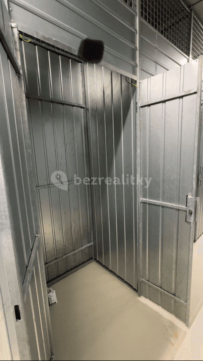 Prenájom bytu 1-izbový 21 m², Mozartova, Praha, Praha Prenájom bytu 1-izbový 21 m², Mozartova, Praha, Praha