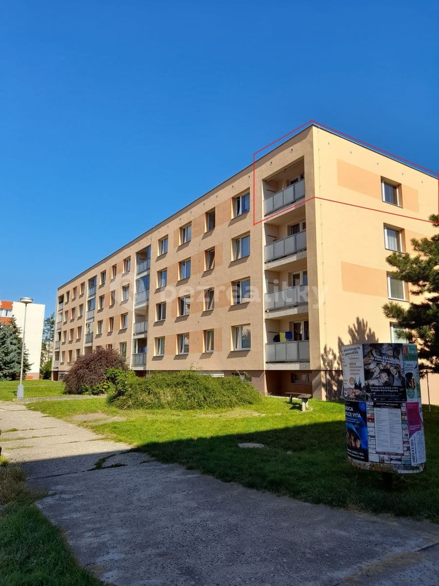 Prenájom bytu 3-izbový 68 m², Husova, Chrudim, Pardubický kraj Prenájom bytu 3-izbový 68 m², Husova, Chrudim, Pardubický kraj