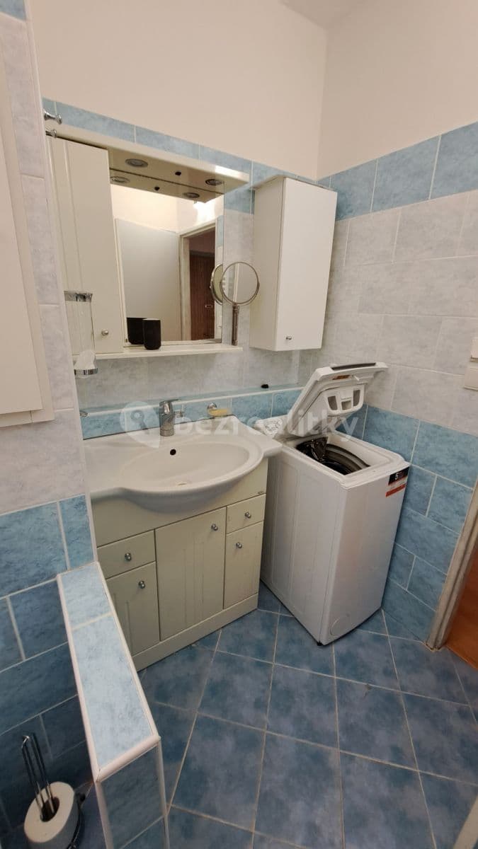 Prenájom bytu 1-izbový 40 m², Foltýnova, Brno, Jihomoravský kraj Prenájom bytu 1-izbový 40 m², Foltýnova, Brno, Jihomoravský kraj