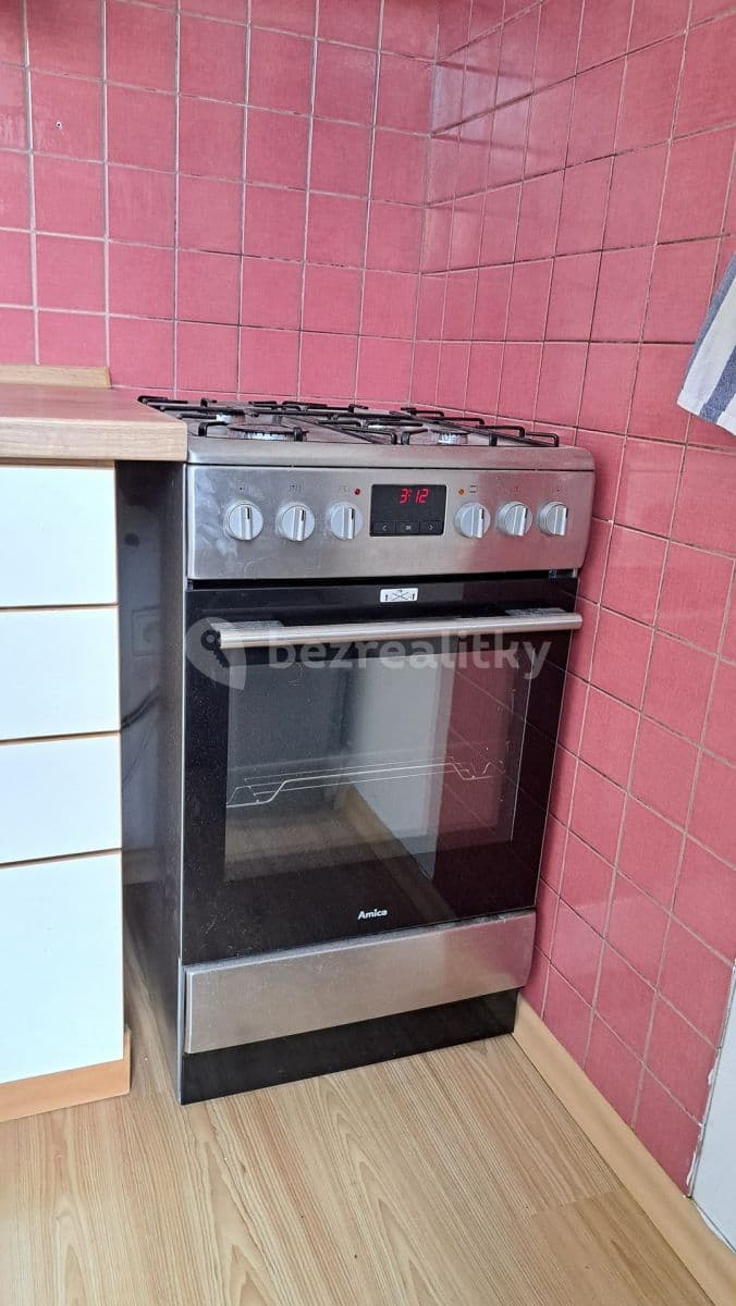 Prenájom bytu 1-izbový 40 m², Foltýnova, Brno, Jihomoravský kraj Prenájom bytu 1-izbový 40 m², Foltýnova, Brno, Jihomoravský kraj