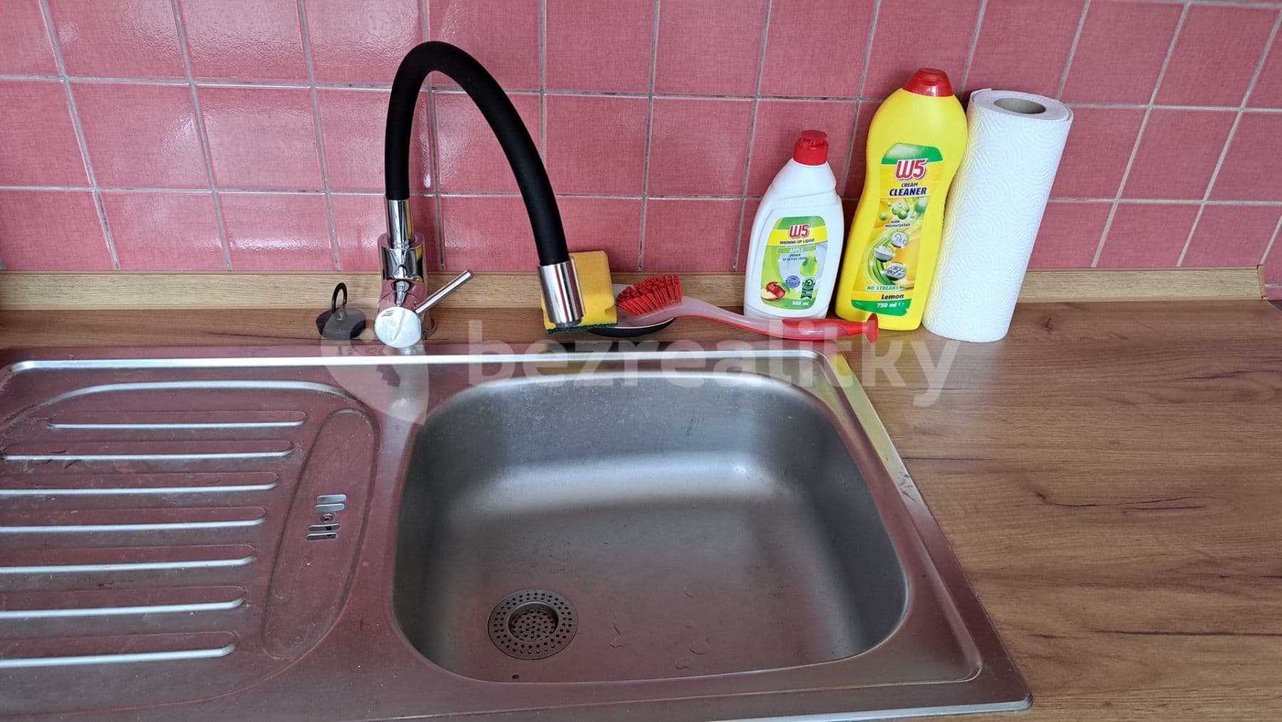 Prenájom bytu 1-izbový 40 m², Foltýnova, Brno, Jihomoravský kraj Prenájom bytu 1-izbový 40 m², Foltýnova, Brno, Jihomoravský kraj