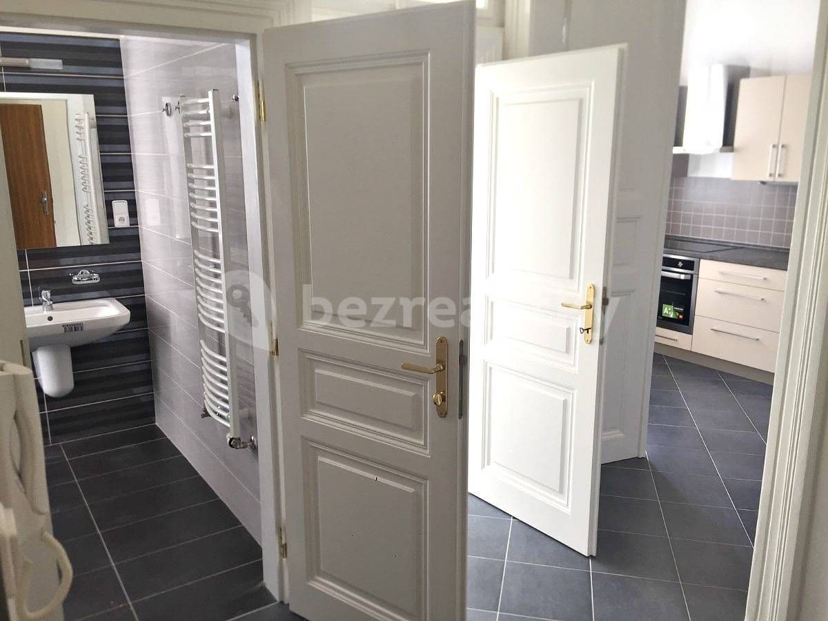 Prenájom bytu 2-izbový 72 m², Rumunská, Praha, Praha Prenájom bytu 2-izbový 72 m², Rumunská, Praha, Praha