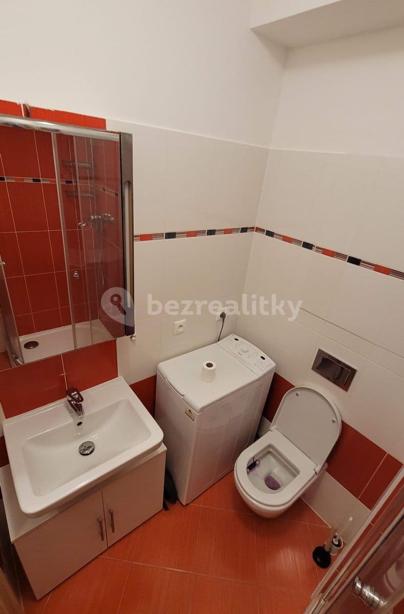 Prenájom bytu 1-izbový 23 m², Praha, Praha Prenájom bytu 1-izbový 23 m², Praha, Praha