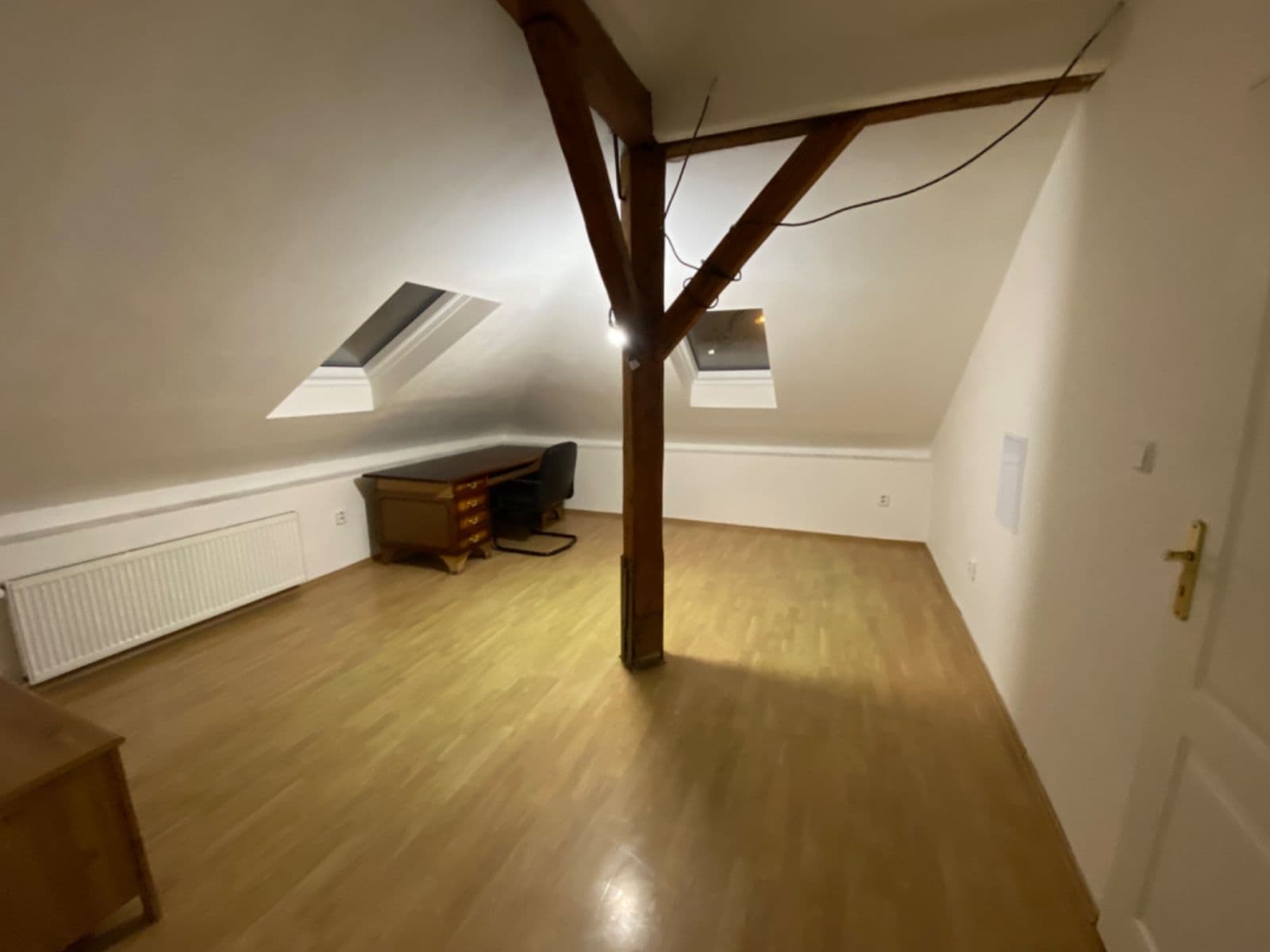 Prenájom bytu 4-izbový 130 m², Křídlovická, Brno, Jihomoravský kraj Prenájom bytu 4-izbový 130 m², Křídlovická, Brno, Jihomoravský kraj