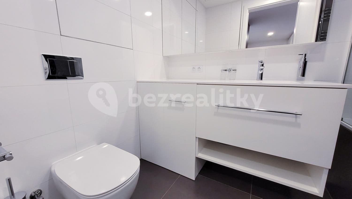 Prenájom bytu 2-izbový 52 m², Mukařovského, Praha, Praha Prenájom bytu 2-izbový 52 m², Mukařovského, Praha, Praha