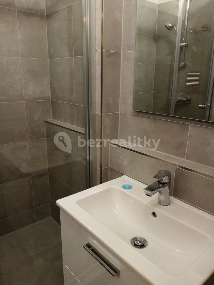 Prenájom bytu 1-izbový 39 m², Jičínská, Ostrava, Moravskoslezský kraj Prenájom bytu 1-izbový 39 m², Jičínská, Ostrava, Moravskoslezský kraj