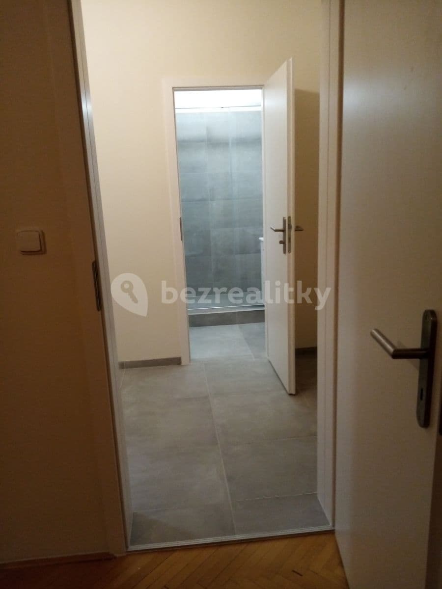 Prenájom bytu 1-izbový 39 m², Jičínská, Ostrava, Moravskoslezský kraj Prenájom bytu 1-izbový 39 m², Jičínská, Ostrava, Moravskoslezský kraj