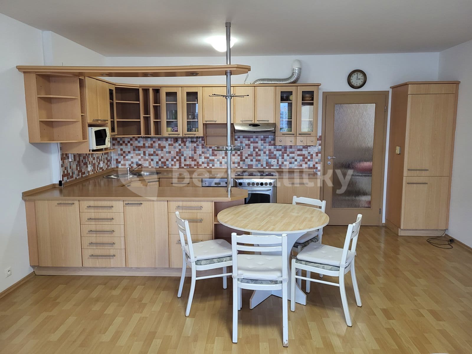 Prenájom bytu 1-izbový 58 m², Melodická, Praha, Praha Prenájom bytu 1-izbový 58 m², Melodická, Praha, Praha