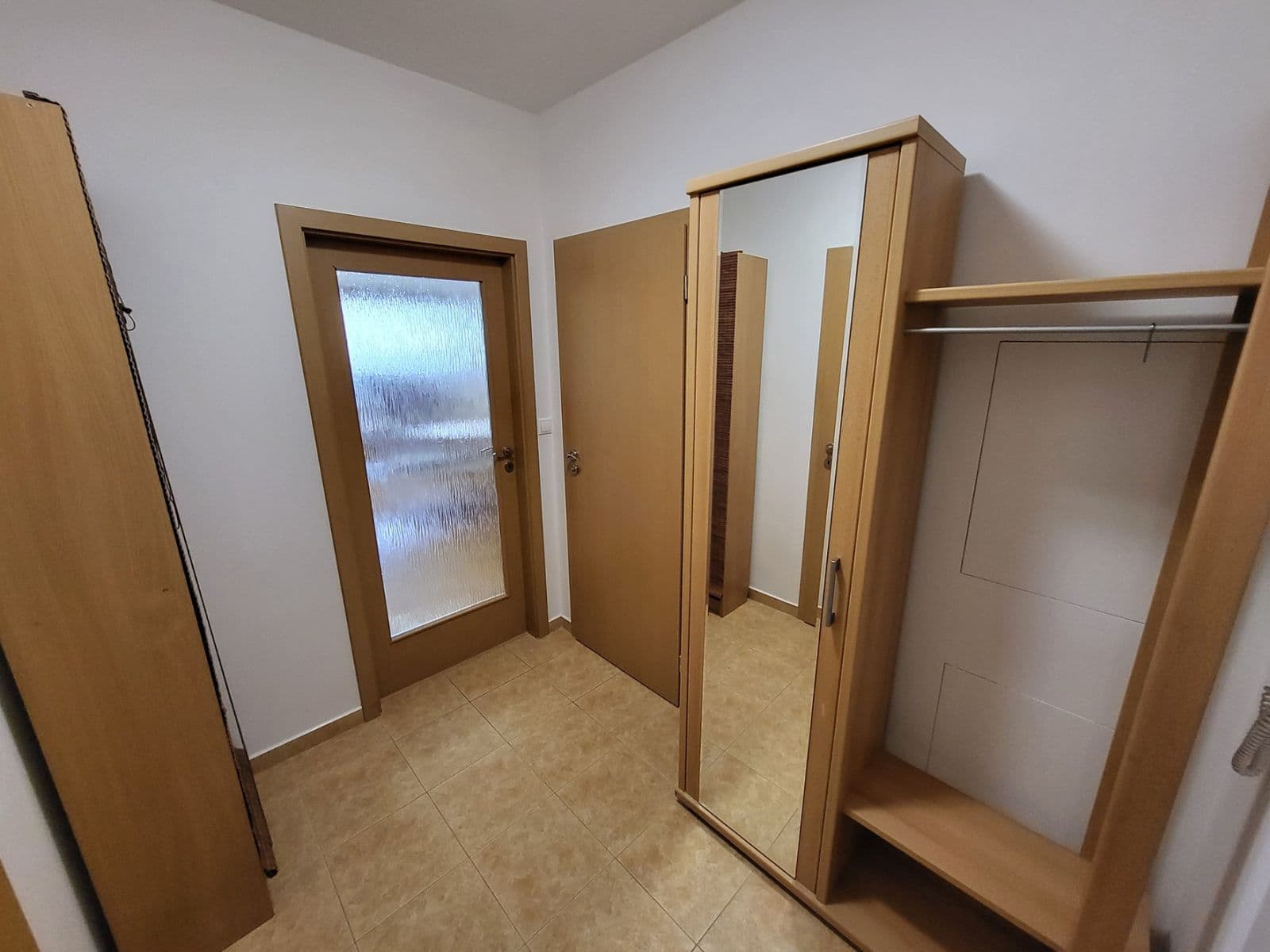 Prenájom bytu 1-izbový 58 m², Melodická, Praha, Praha Prenájom bytu 1-izbový 58 m², Melodická, Praha, Praha