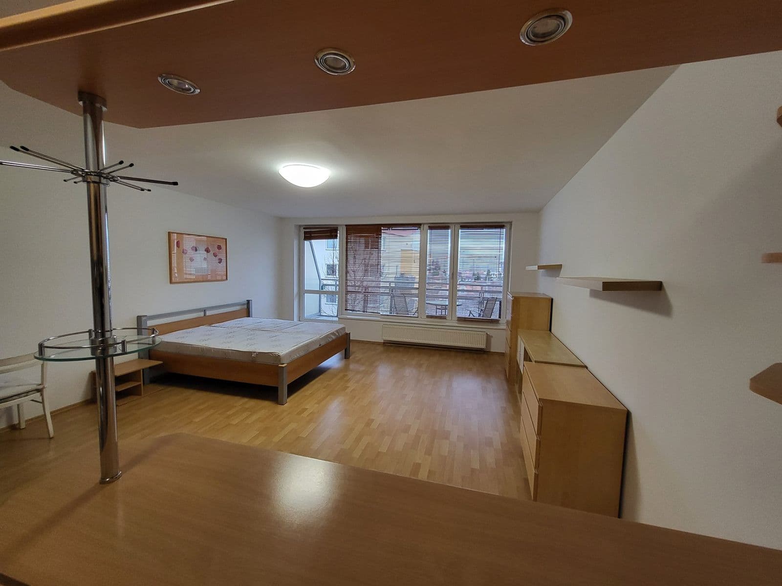 Prenájom bytu 1-izbový 58 m², Melodická, Praha, Praha Prenájom bytu 1-izbový 58 m², Melodická, Praha, Praha