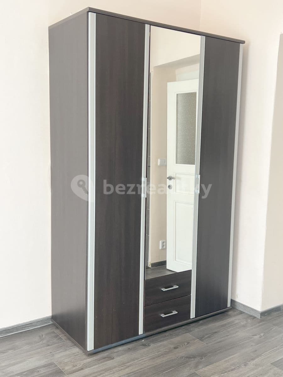 Prenájom bytu 1-izbový 24 m², Magistrů, Praha, Praha Prenájom bytu 1-izbový 24 m², Magistrů, Praha, Praha
