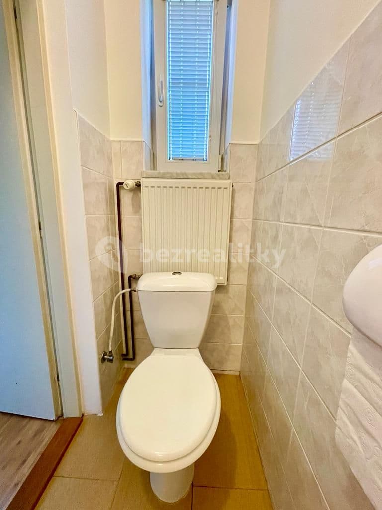 Prenájom bytu 1-izbový 45 m², Svatoplukova, Liberec, Liberecký kraj Prenájom bytu 1-izbový 45 m², Svatoplukova, Liberec, Liberecký kraj