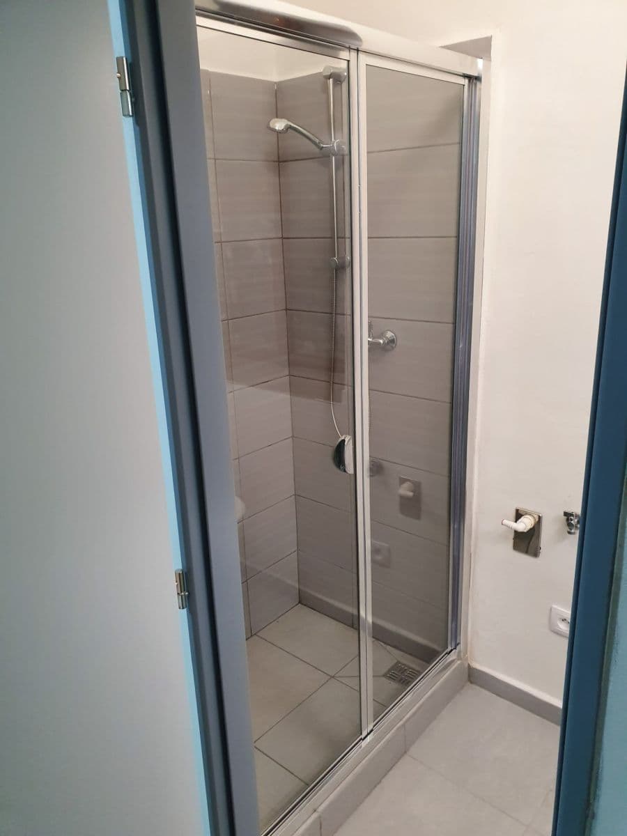 Prenájom bytu 1-izbový 30 m², Průmyslová, Strančice, Středočeský kraj Prenájom bytu 1-izbový 30 m², Průmyslová, Strančice, Středočeský kraj