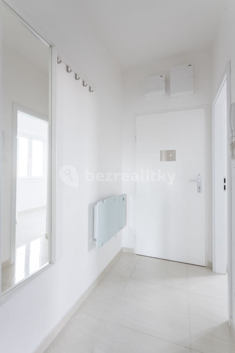 Prenájom bytu 2-izbový 30 m², Družstevní ochoz, Praha, Praha Prenájom bytu 2-izbový 30 m², Družstevní ochoz, Praha, Praha