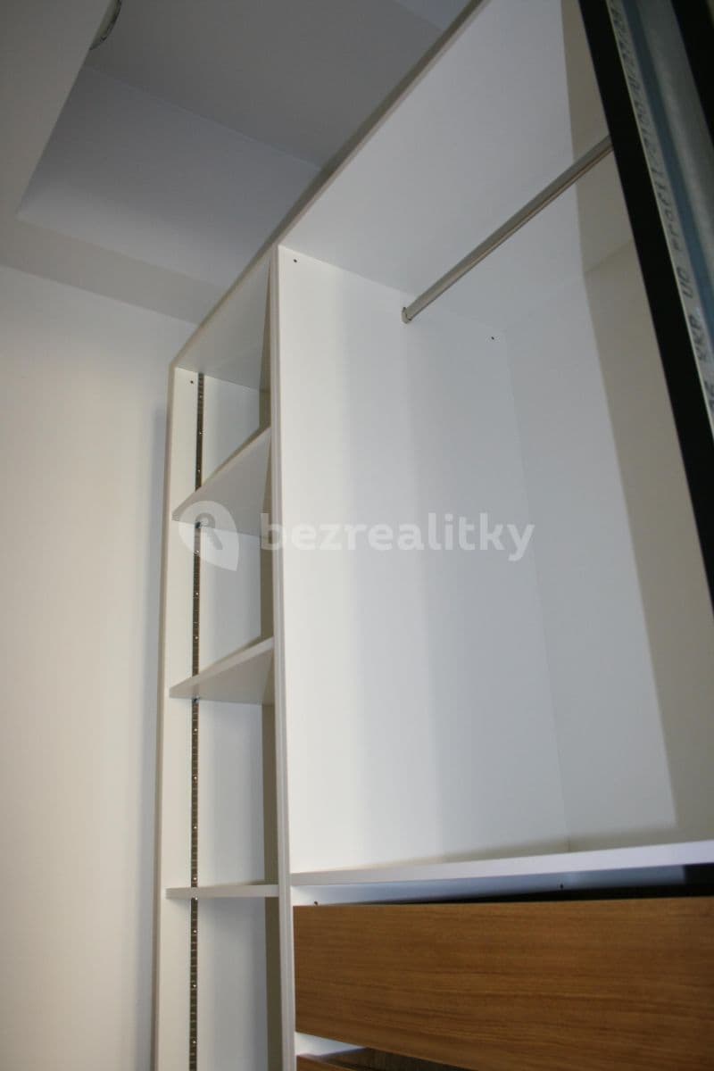 Prenájom bytu 2-izbový 44 m², Jana Masaryka, Praha, Praha Prenájom bytu 2-izbový 44 m², Jana Masaryka, Praha, Praha