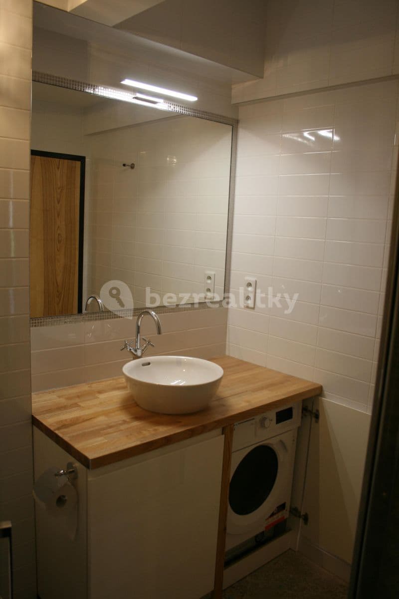 Prenájom bytu 2-izbový 44 m², Jana Masaryka, Praha, Praha Prenájom bytu 2-izbový 44 m², Jana Masaryka, Praha, Praha