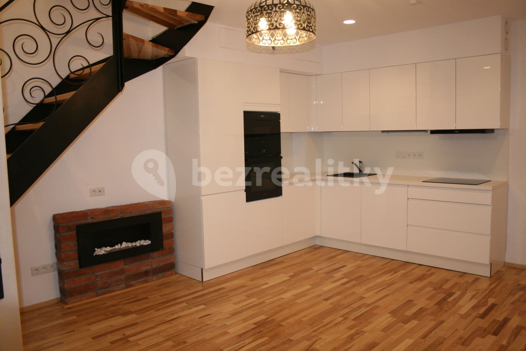Prenájom bytu 2-izbový 44 m², Jana Masaryka, Praha, Praha Prenájom bytu 2-izbový 44 m², Jana Masaryka, Praha, Praha