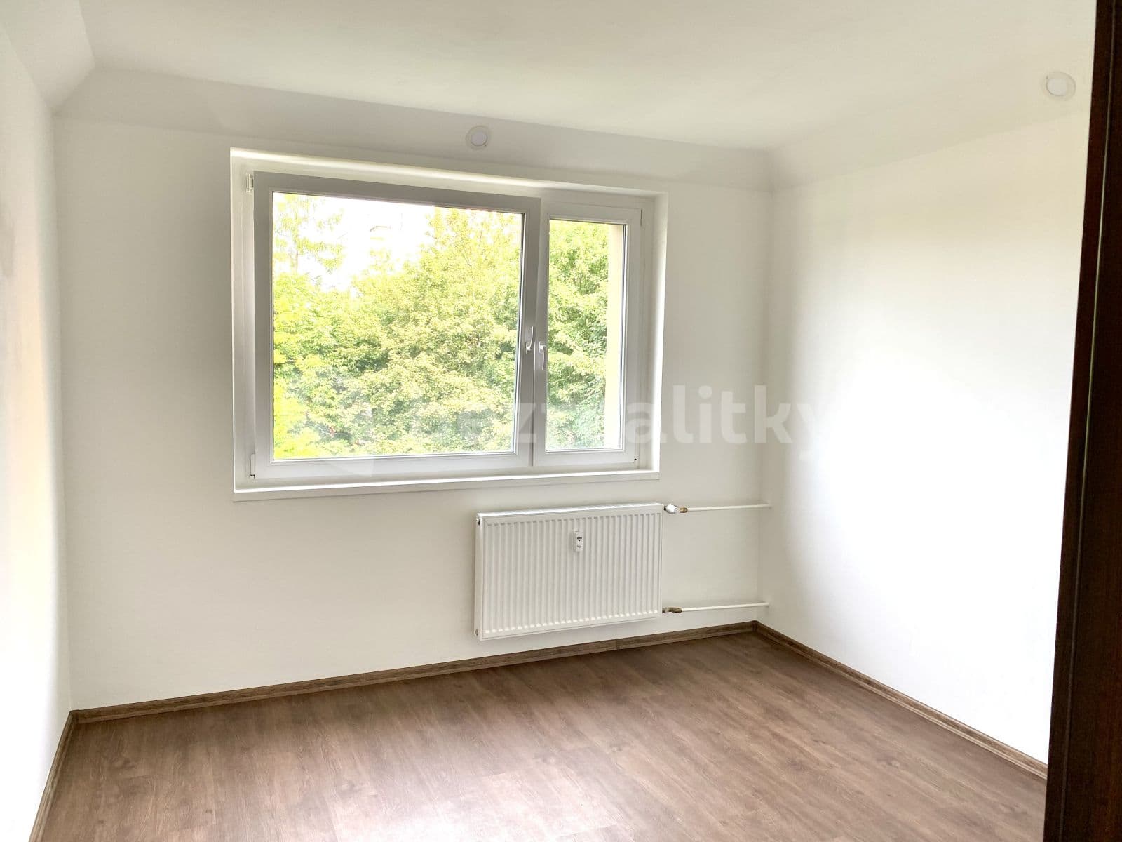 Prenájom bytu 2-izbový 48 m², Charkovská, Karlovy Vary, Karlovarský kraj Prenájom bytu 2-izbový 48 m², Charkovská, Karlovy Vary, Karlovarský kraj