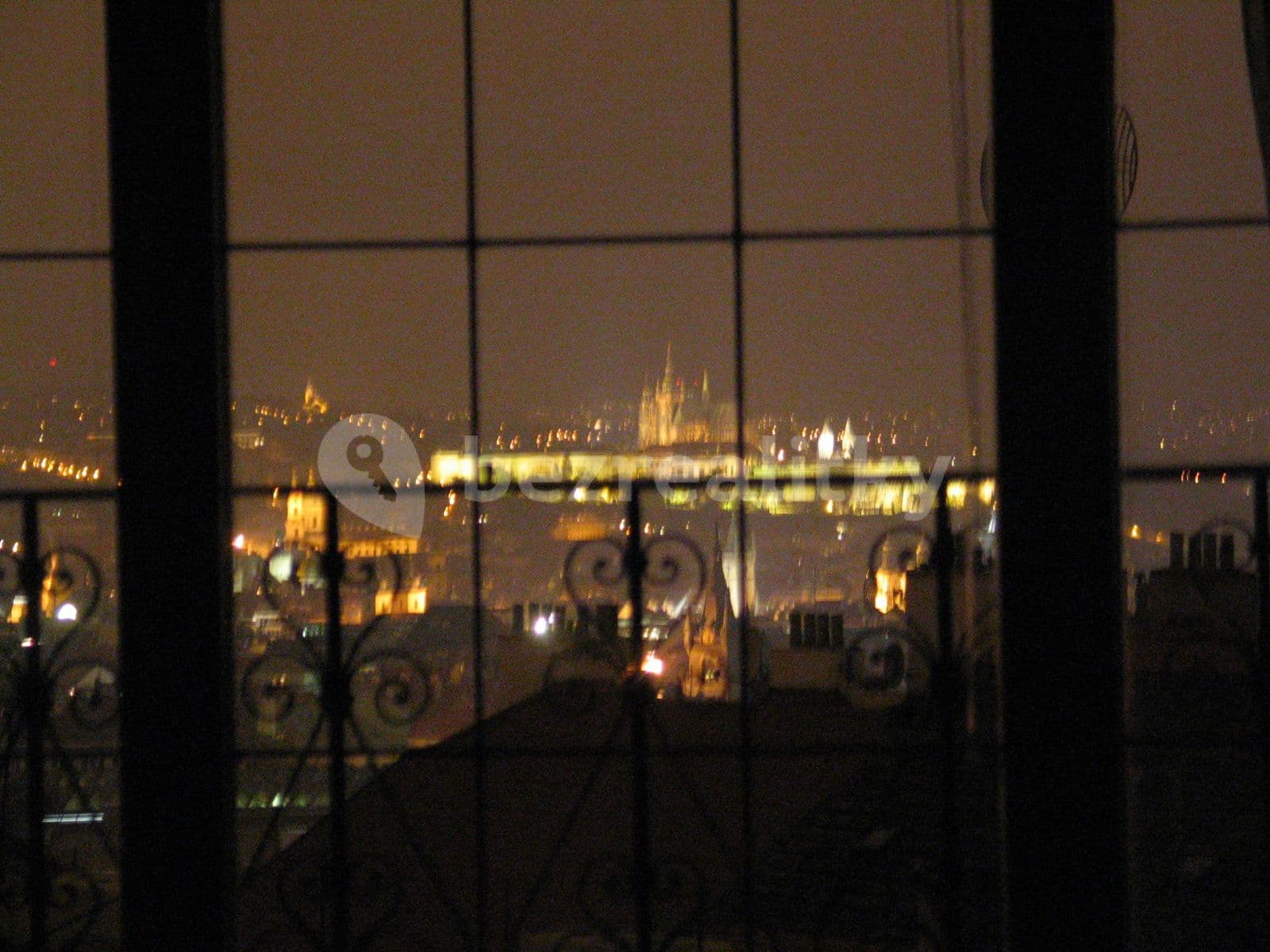 Prenájom bytu 3-izbový 88 m², Ježkova, Praha, Praha Prenájom bytu 3-izbový 88 m², Ježkova, Praha, Praha