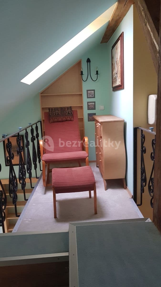 Prenájom bytu 3-izbový 88 m², Ježkova, Praha, Praha Prenájom bytu 3-izbový 88 m², Ježkova, Praha, Praha