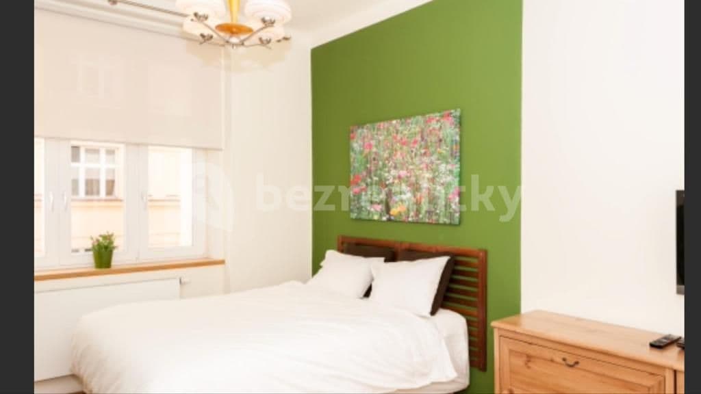 Prenájom bytu 3-izbový 66 m², Haškova, Praha, Praha Prenájom bytu 3-izbový 66 m², Haškova, Praha, Praha