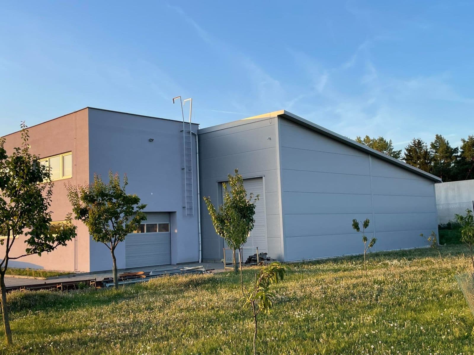 Predaj nebytového priestoru 4.576 m², Ořechov, Zlínský kraj Predaj nebytového priestoru 4.576 m², Ořechov, Zlínský kraj