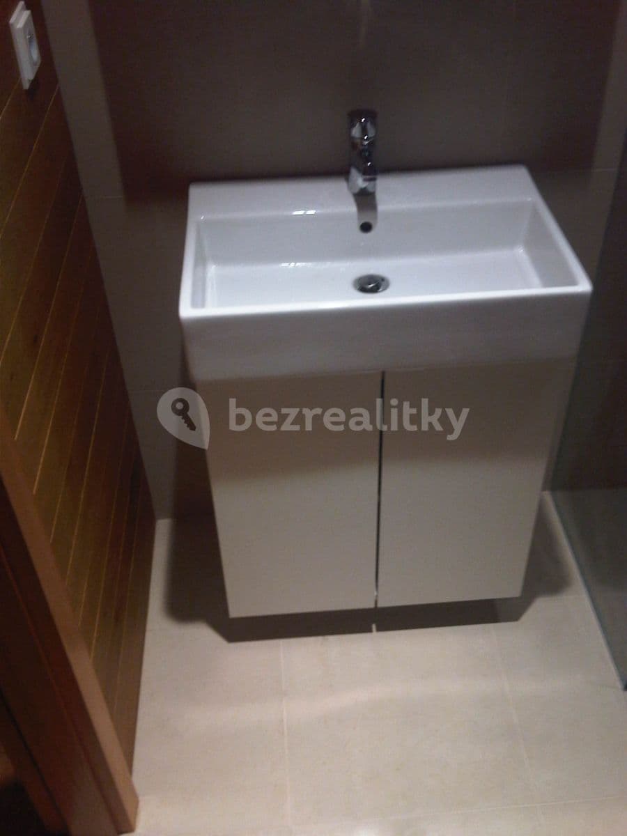 Prenájom bytu 2-izbový 55 m², U Studánky, Praha, Praha Prenájom bytu 2-izbový 55 m², U Studánky, Praha, Praha