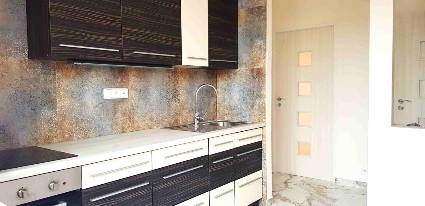 Prenájom bytu 3-izbový 124 m², Jeremenkova, Praha, Praha Prenájom bytu 3-izbový 124 m², Jeremenkova, Praha, Praha