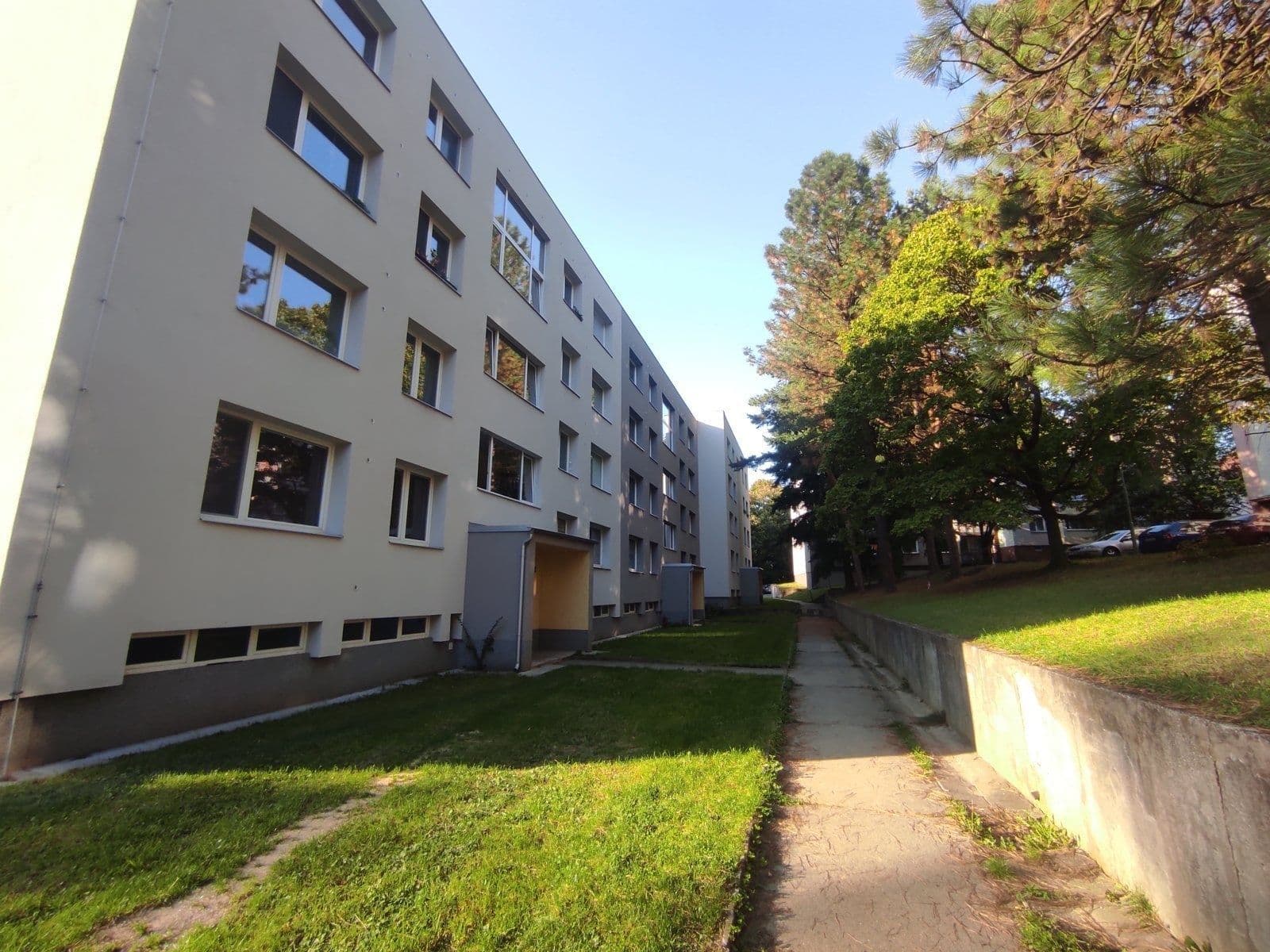 Prenájom bytu 1-izbový 21 m², Nad Mostárnou, Frýdek-Místek, Moravskoslezský kraj Prenájom bytu 1-izbový 21 m², Nad Mostárnou, Frýdek-Místek, Moravskoslezský kraj
