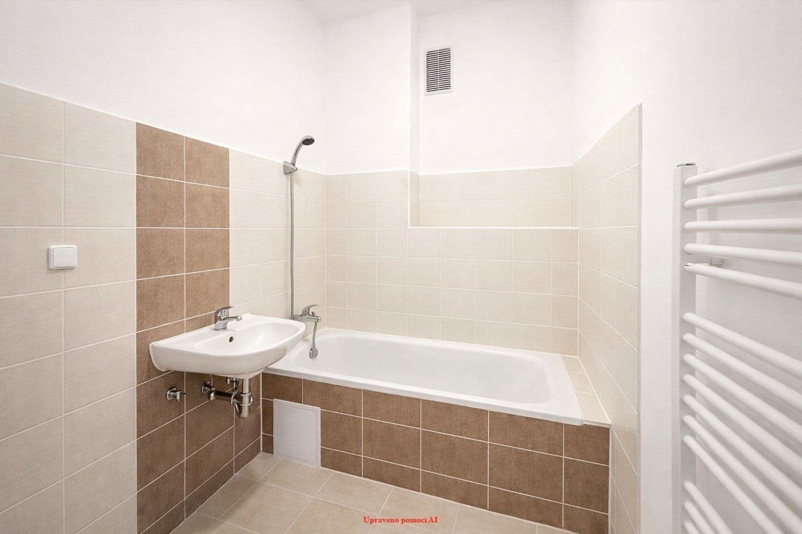 Prenájom bytu 3-izbový 75 m², Hlavní třída, Havířov, Moravskoslezský kraj Prenájom bytu 3-izbový 75 m², Hlavní třída, Havířov, Moravskoslezský kraj