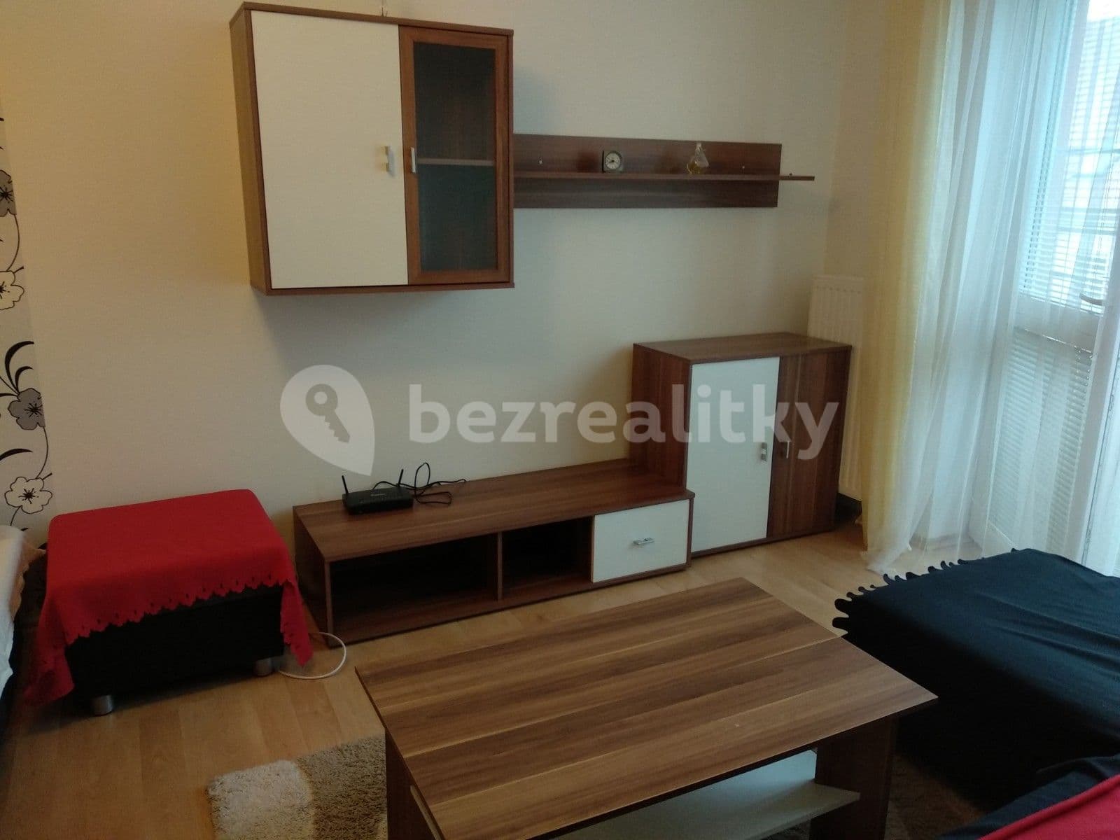 Prenájom bytu 1-izbový 35 m², U Dráhy, Ostopovice, Jihomoravský kraj Prenájom bytu 1-izbový 35 m², U Dráhy, Ostopovice, Jihomoravský kraj