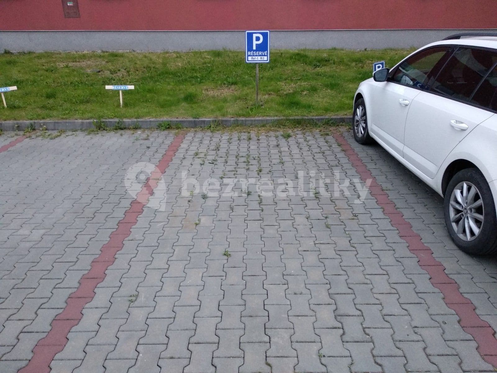 Prenájom bytu 1-izbový 35 m², U Dráhy, Ostopovice, Jihomoravský kraj Prenájom bytu 1-izbový 35 m², U Dráhy, Ostopovice, Jihomoravský kraj