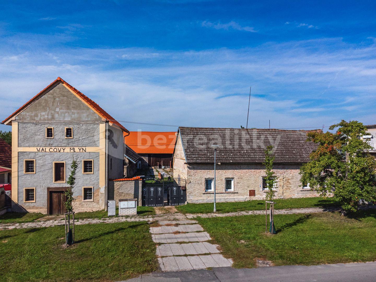 Predaj domu 800 m², pozemek 1.978 m², U Mlýna, Běrunice, Středočeský kraj