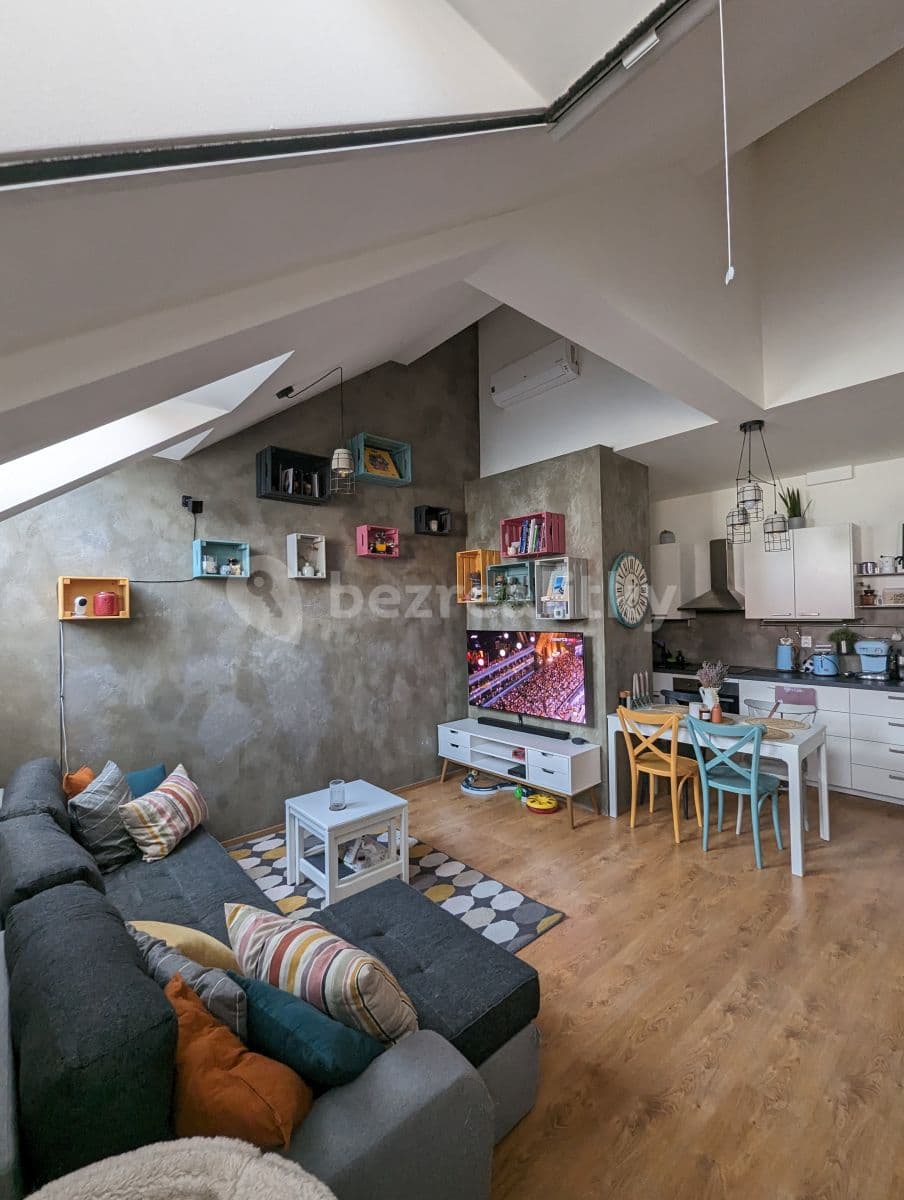 Prenájom bytu 2-izbový 71 m², Stará, Brno, Jihomoravský kraj Prenájom bytu 2-izbový 71 m², Stará, Brno, Jihomoravský kraj