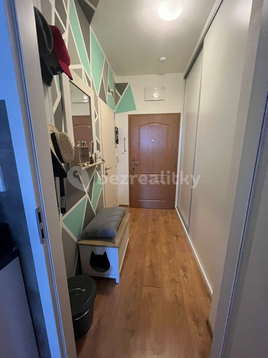 Prenájom bytu 2-izbový 71 m², Stará, Brno, Jihomoravský kraj Prenájom bytu 2-izbový 71 m², Stará, Brno, Jihomoravský kraj