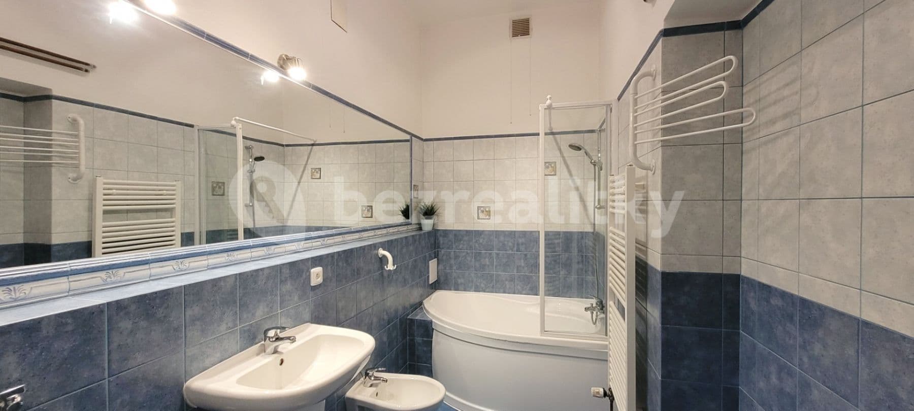 Prenájom bytu 3-izbový 102 m², Starokošířská, Praha, Praha Prenájom bytu 3-izbový 102 m², Starokošířská, Praha, Praha
